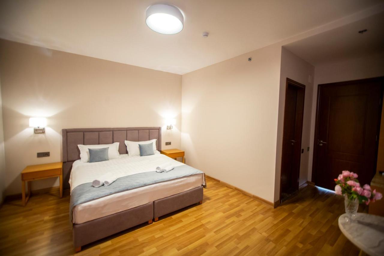Chveni Ezo Boutique Hotel Kobuleti Exterior foto